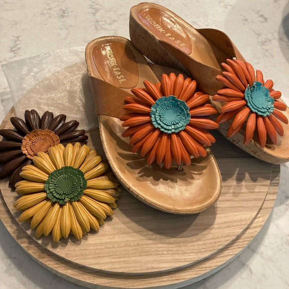Kork-Ease Shoes - Barely worn like new Korkease Sandals with three floral accessories sz 8